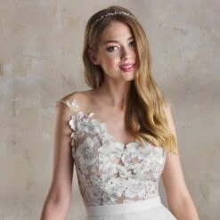 Body Mariage Fleurs En Dentelle Ivoire Cyclamen