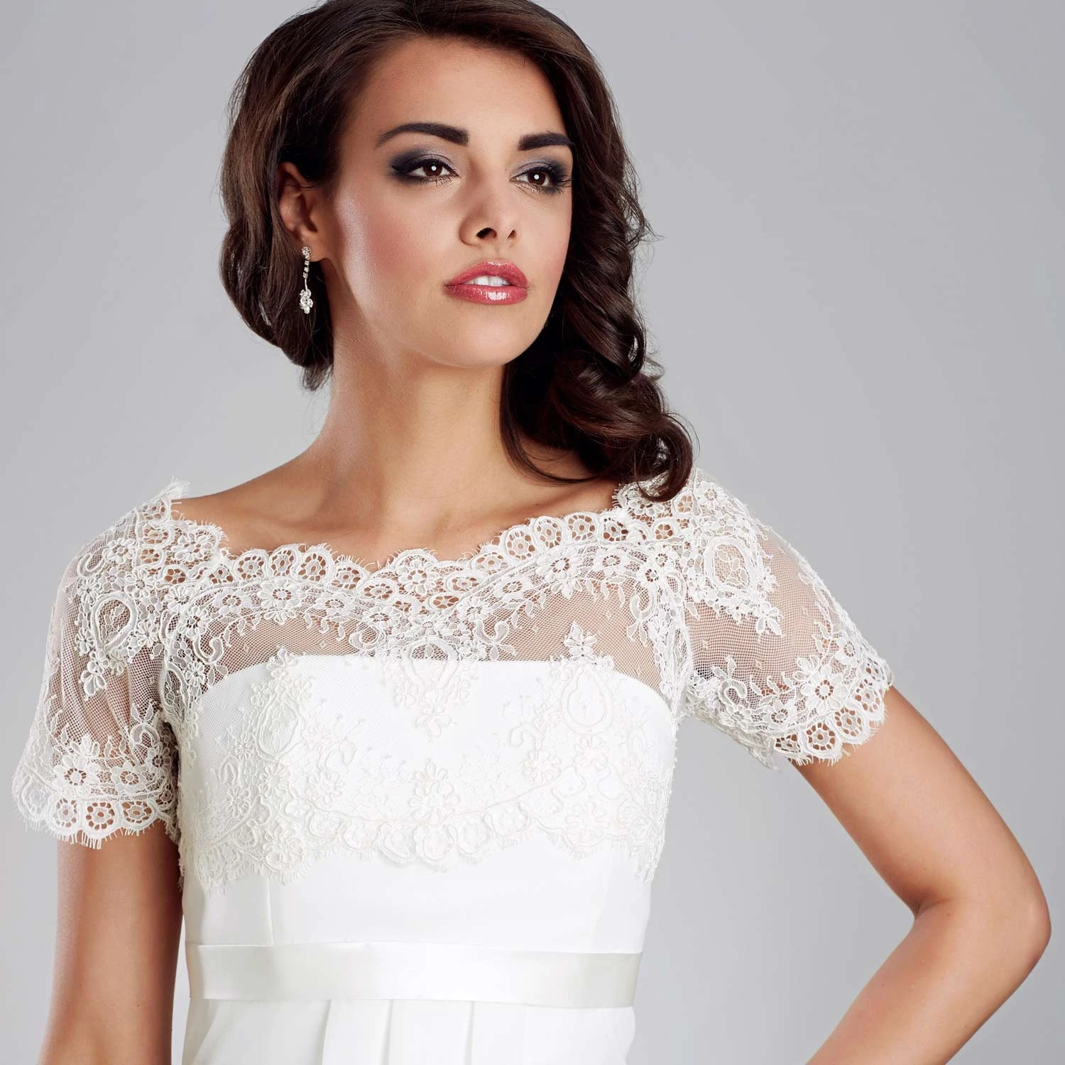 Boléro Mariée Dentelle Manches Courtes Ella
