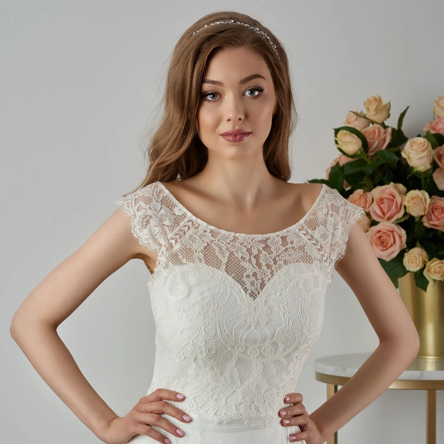 Boléro Mariage Dentelle Française Manches Courtes Chloé