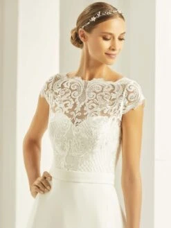 Boléro Mariée Manches Courtes Dentelle Naomi