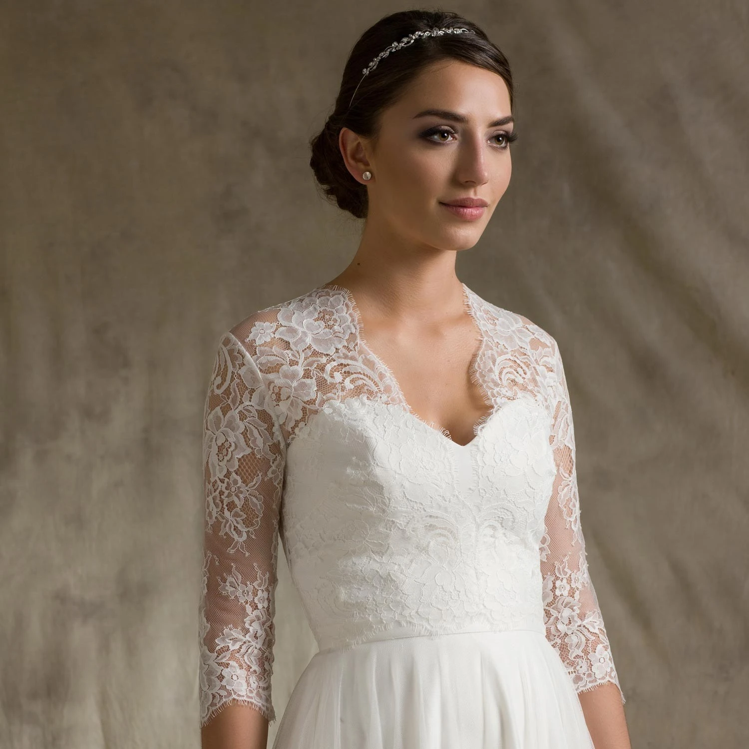 Boléro Mariée Dentelle Décolleté En V Silvia