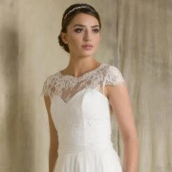 Boléro Mariage Dentelle Décolleté V Dans Le Dos Soave