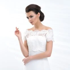 Bolero Mariage Dentelle Ivoire Manches Courtes Fleurine