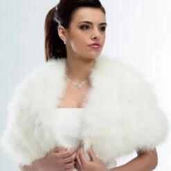 Cape Mariage Plume De Marabout Ilaria