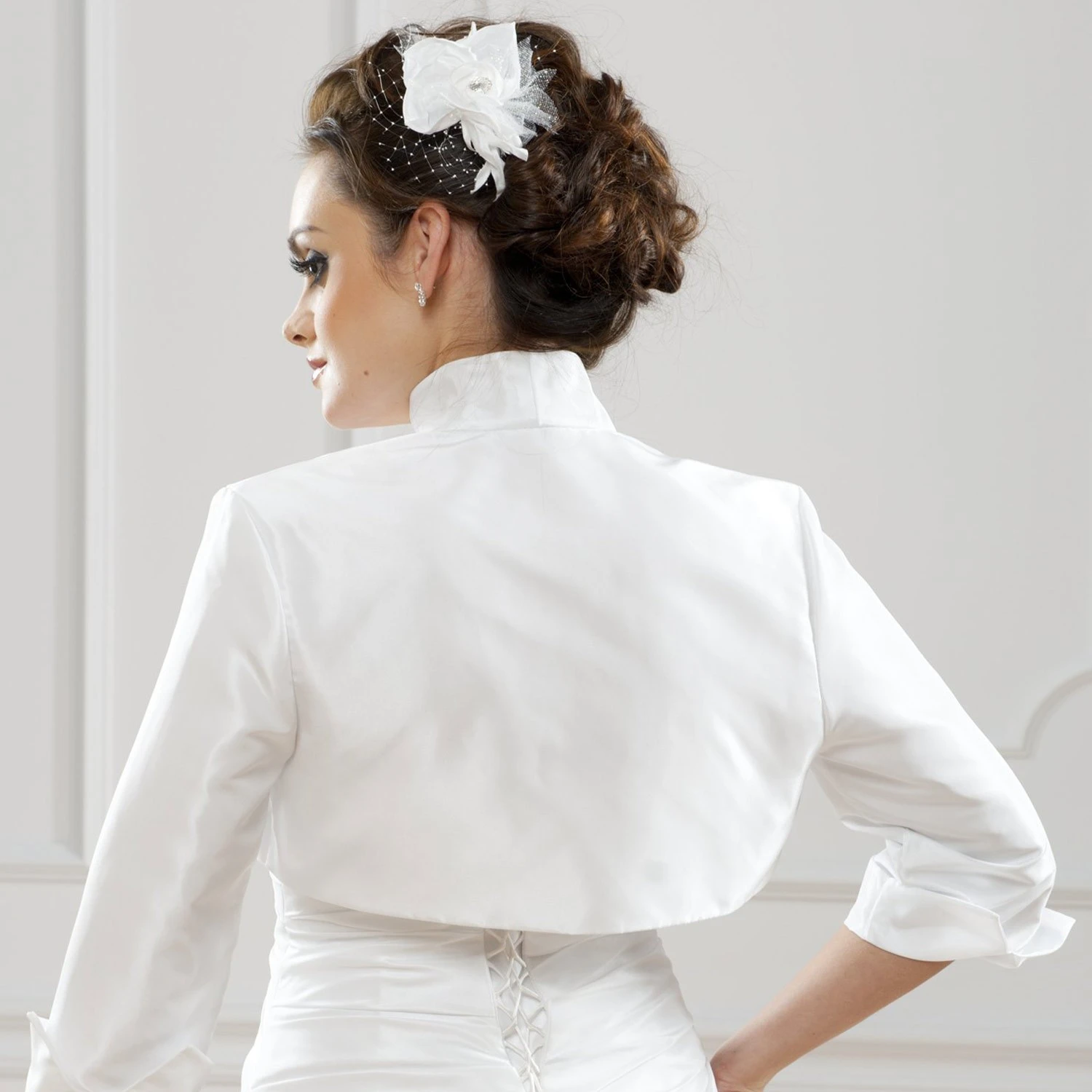 Boléro De Mariage Satin Manches 3/4 Elda – Image 2