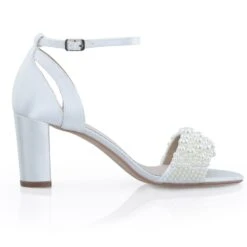 Carrie - The Perfect Bridal Company