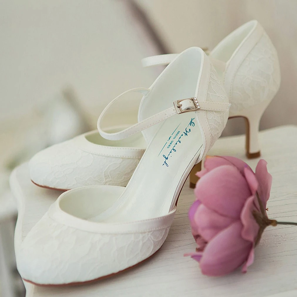 Chaussure Mariage Dentelle Ivoire Ou Blanc à Bride Daisy – Image 4