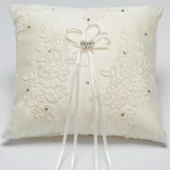 Coussin Alliance Dentelle Et Cristal Airaro