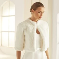 E307 - Bianco Evento- Veste Mariage Fausse Fourrure Ivoire