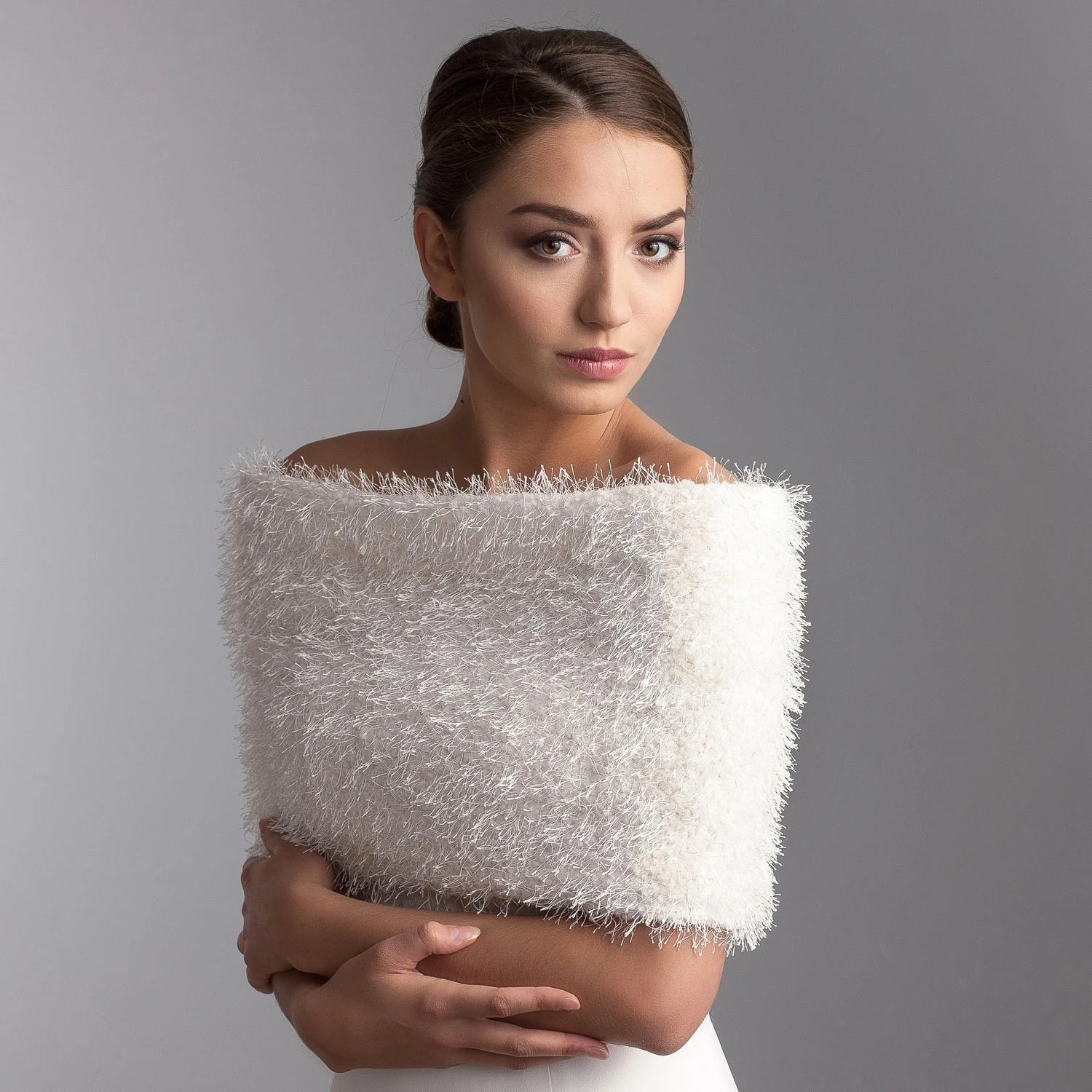 Etole Mariage En Fausse Fourrure Belina