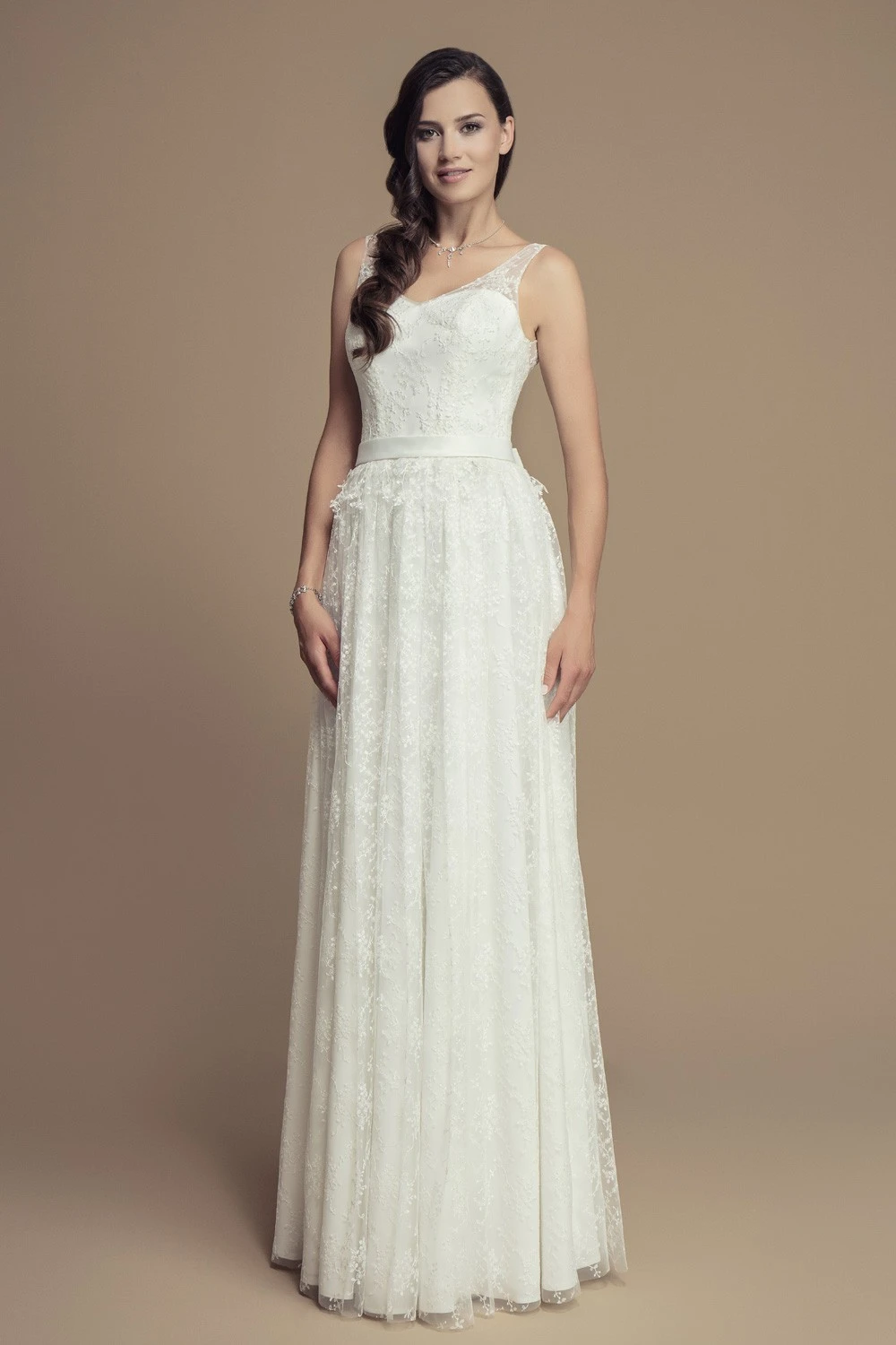 Robe De Mariée En Dentelle Et à Bretelles Lysandra