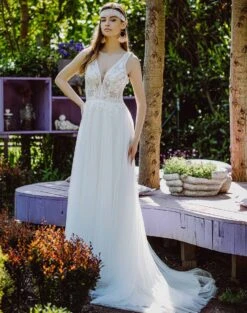 Robe De Mariée Bohème Décolleté En V Hécate