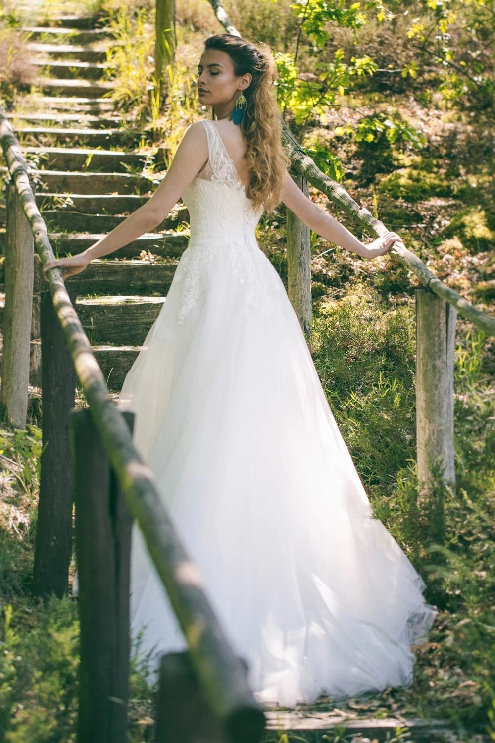 Robe De Mariée Princesse Dentelle Avec Bretelles Despina – Image 3