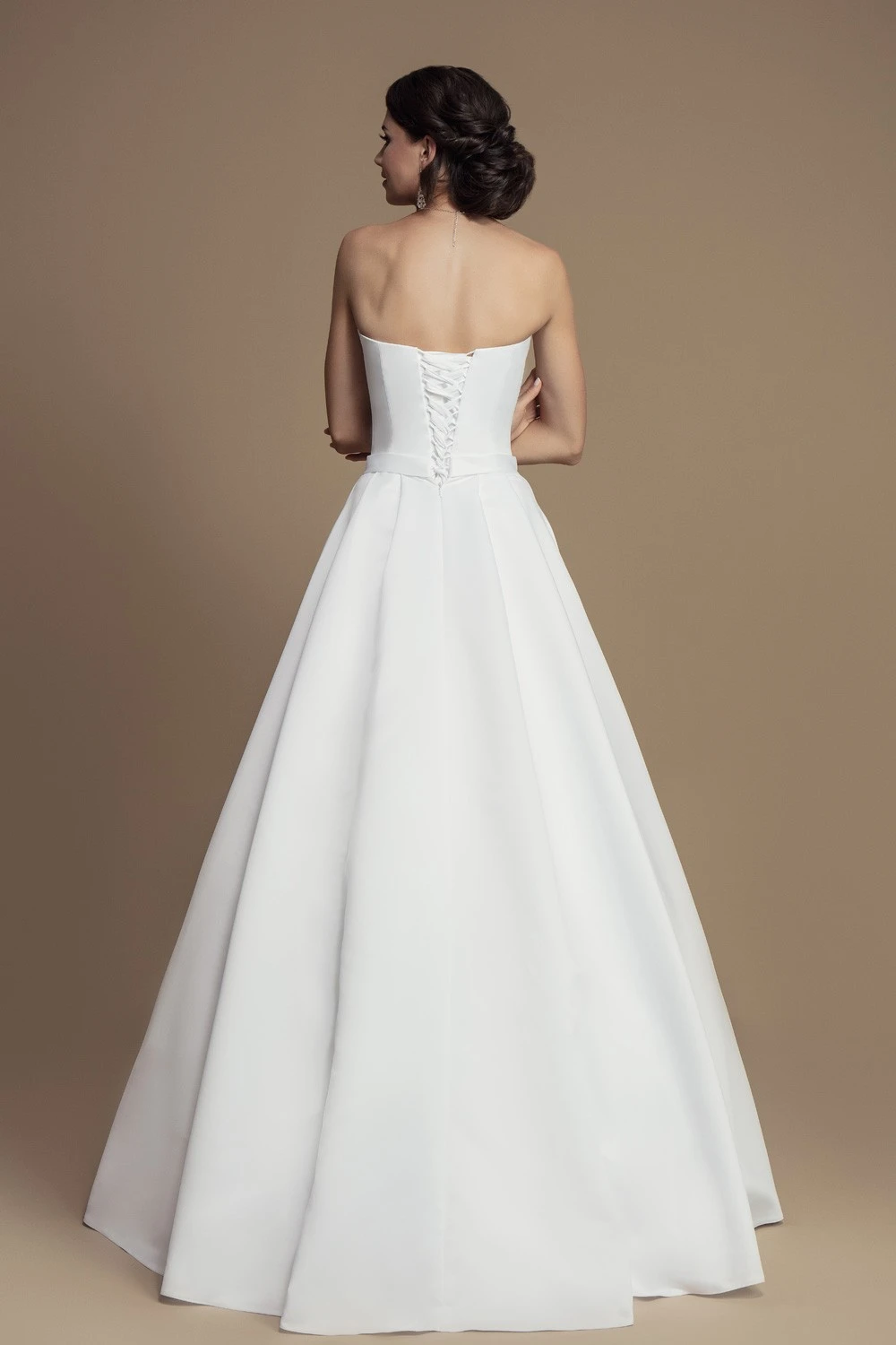 Robe Mariée Princesse Satin à Bustier Cœur Zenais – Image 2