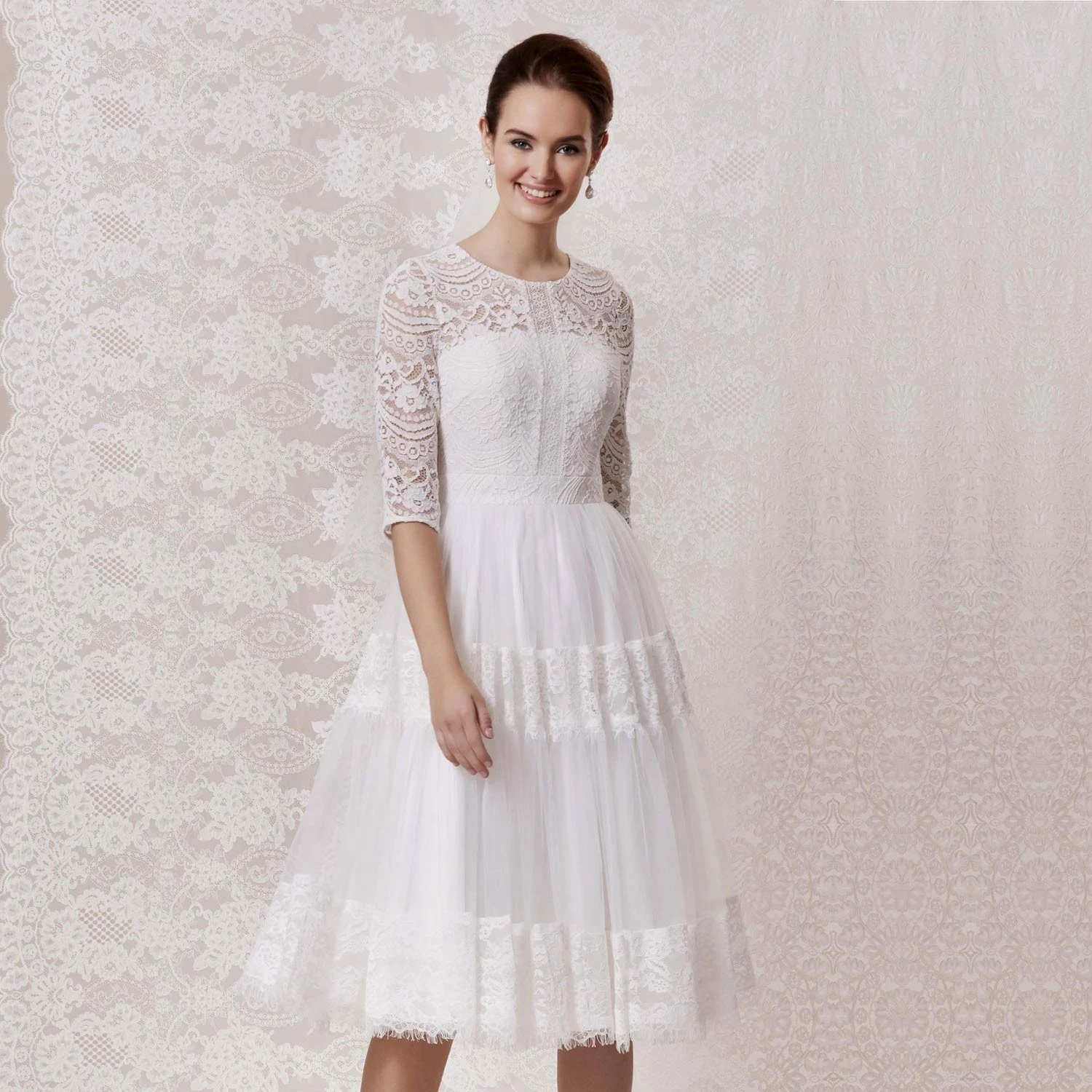 Robe De Mariée Bohème Courte En Dentelle Alexandrie