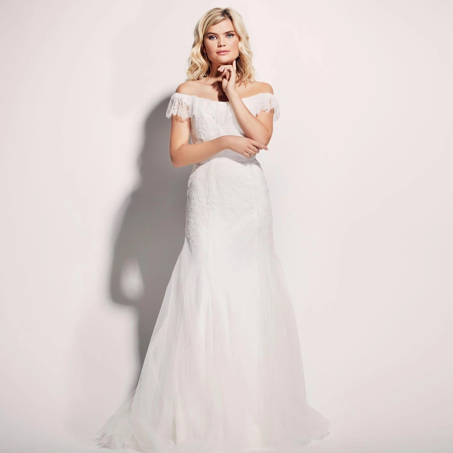 Robe De Mariée Bohème Dentelle à Col Bateau Toscana