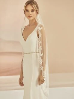 S413 Bianco Evento Voile Mariage Mi-long Dentelle