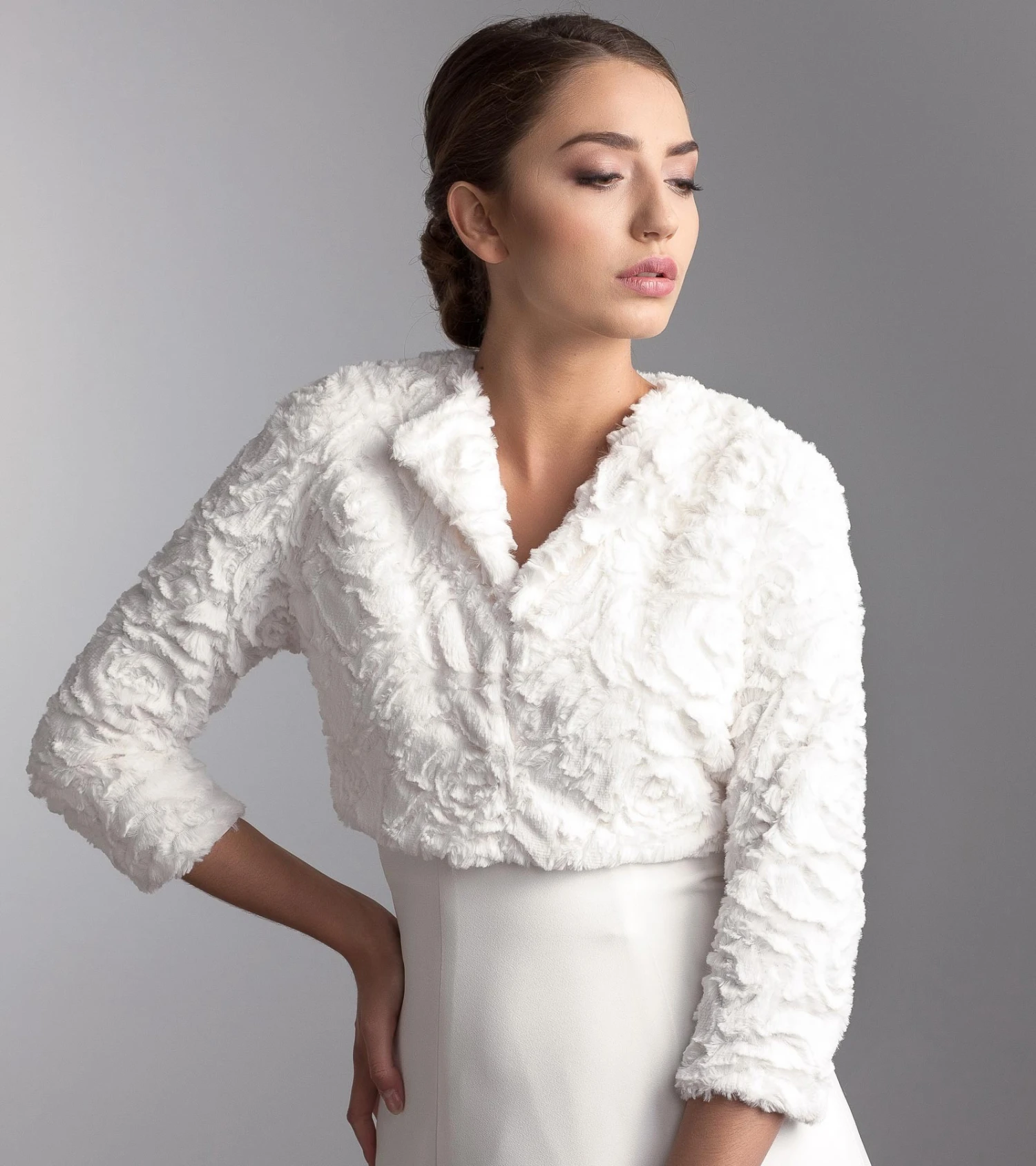 Veste De Mariage Fausse Fourrure Manches 3/4 Alessandra