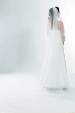 Voile De Mariée Très Long Bordure Festonnée Lola