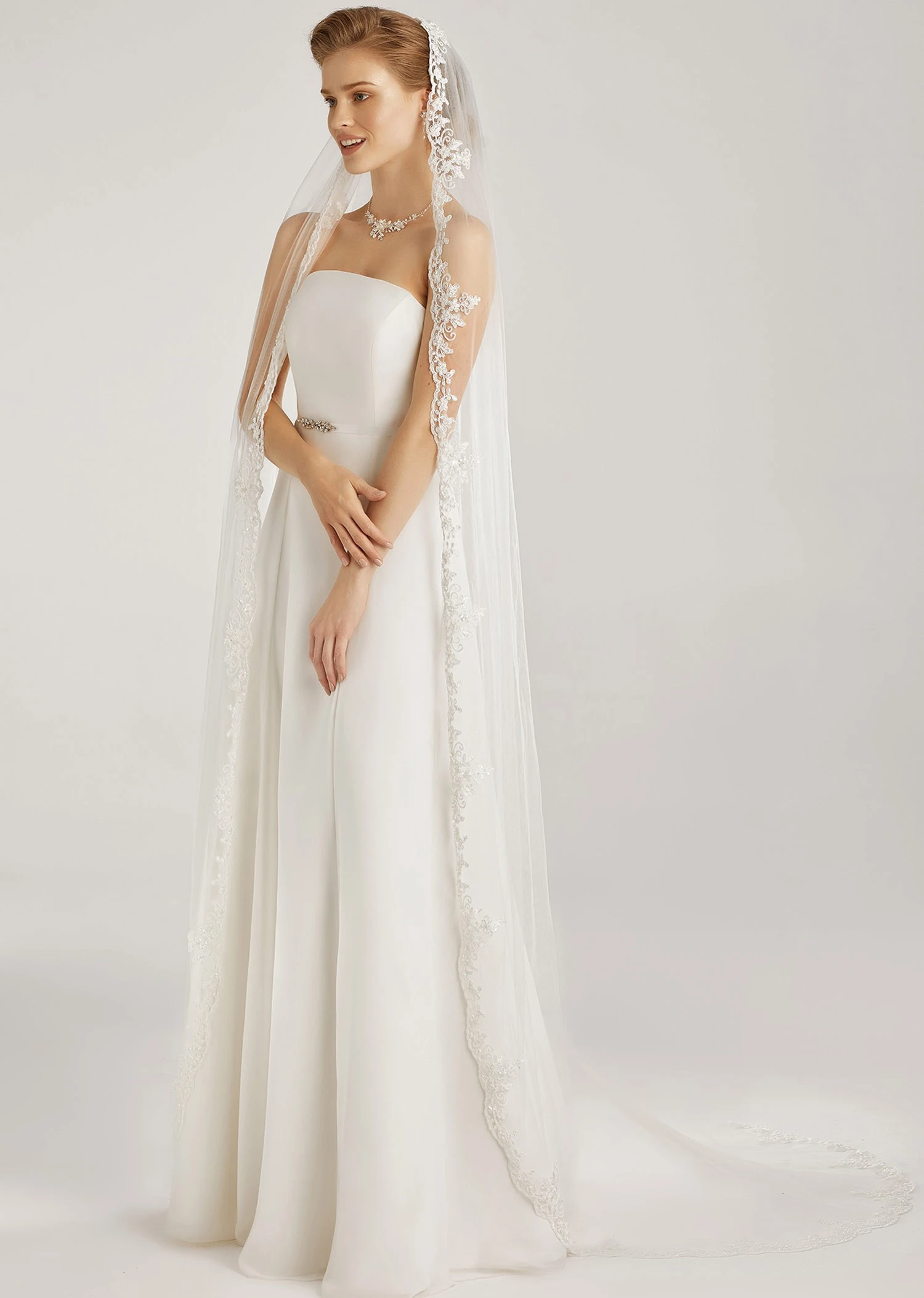 Voile Mariage Long En Dentelle Ivoire Perlée Lucia